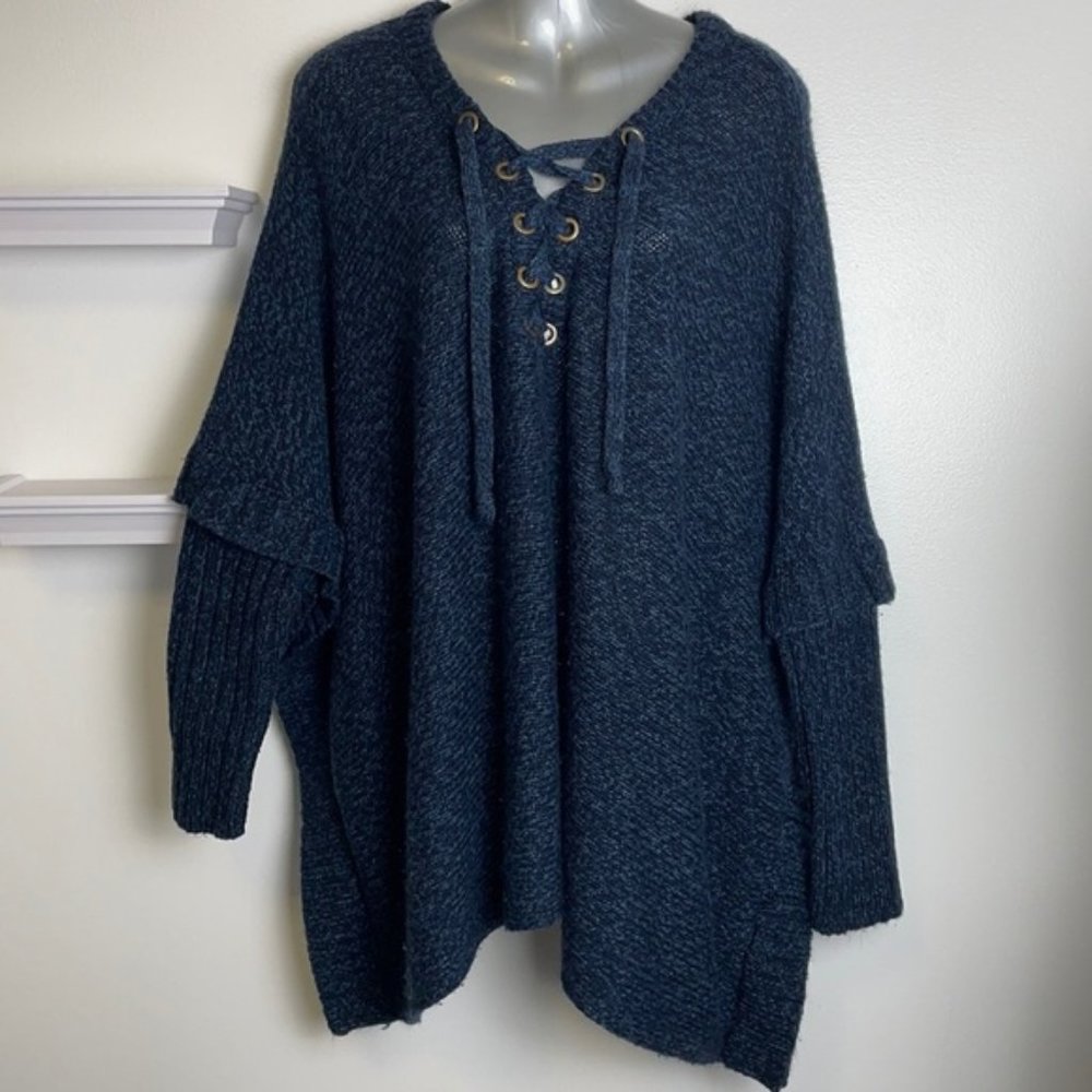 NAVY Blanket Style Sweater Ladies XL Criss Cross Ties in Front For Added Design